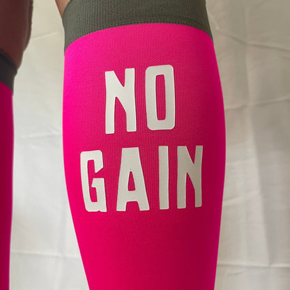 Bergliebe® Compression Calf Sleeves (Beinlinge) - No Pain Magenta - Bergliebe Store
