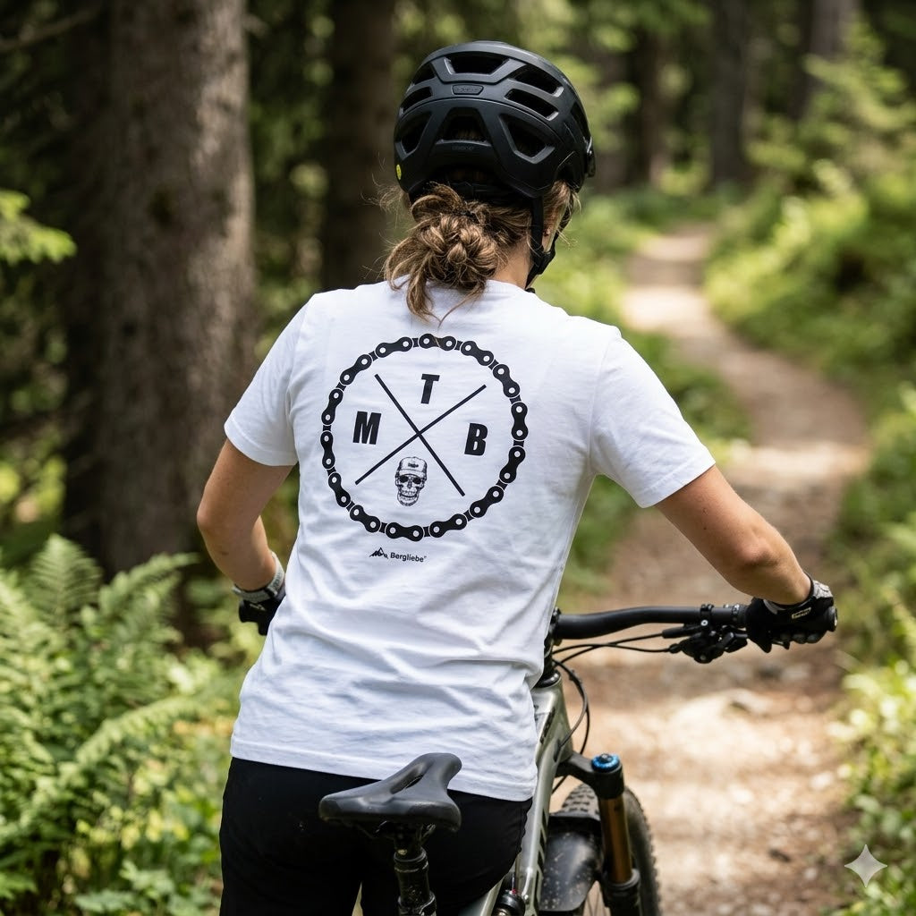 Bergliebe® MTB Dirt Addict Unisex Premium Organic T-Shirt